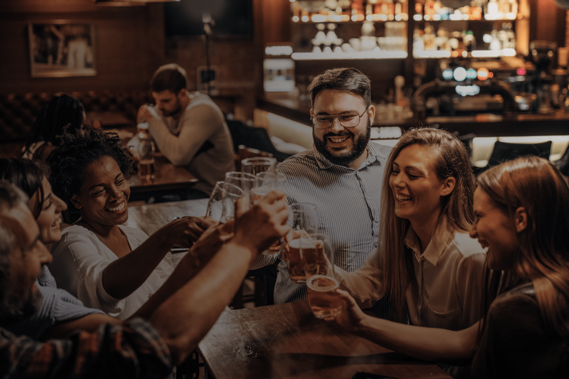 Meet new people in London over drinks on a Saturday night with Blendy.